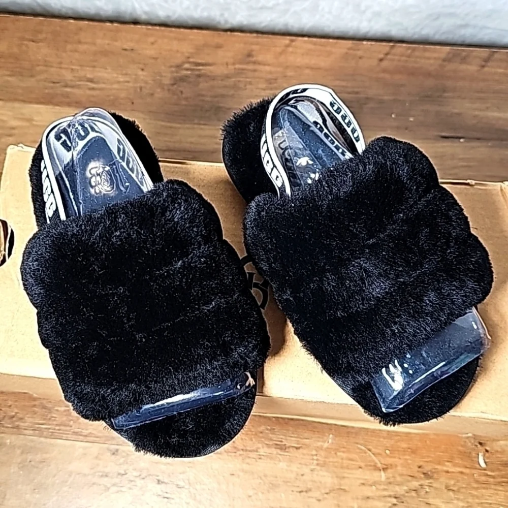 NEW UGG Fluff Skides